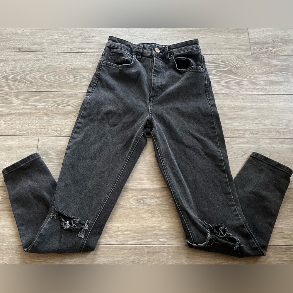 ASOS Denim Women Size 26 Black Ripped Knee Skinny Jeans